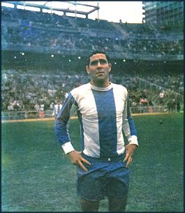 Cort�s con la camiseta del Deportivo de La Coru�a. Sensacional.