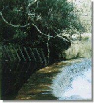 Minicentral da Peneda. R�o Arnoia.