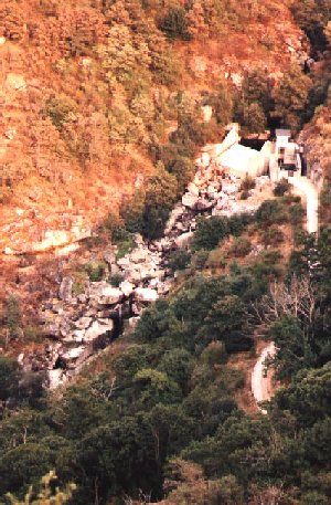 Cal3.jpg (55196 bytes)