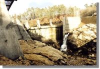 Minicentral da Ca�iza no Deva. Unha aberraci�n ecol�xica.