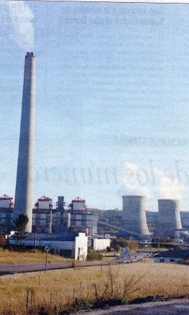 O carallo de Europa llaman a esta chiminea. Central térmica de As Pontes.