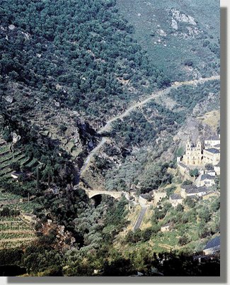 R�o Bibei en Las Ermitas. Un r�o masacrado por Iberdrola. Lo siento por el r�o era fant�stico.